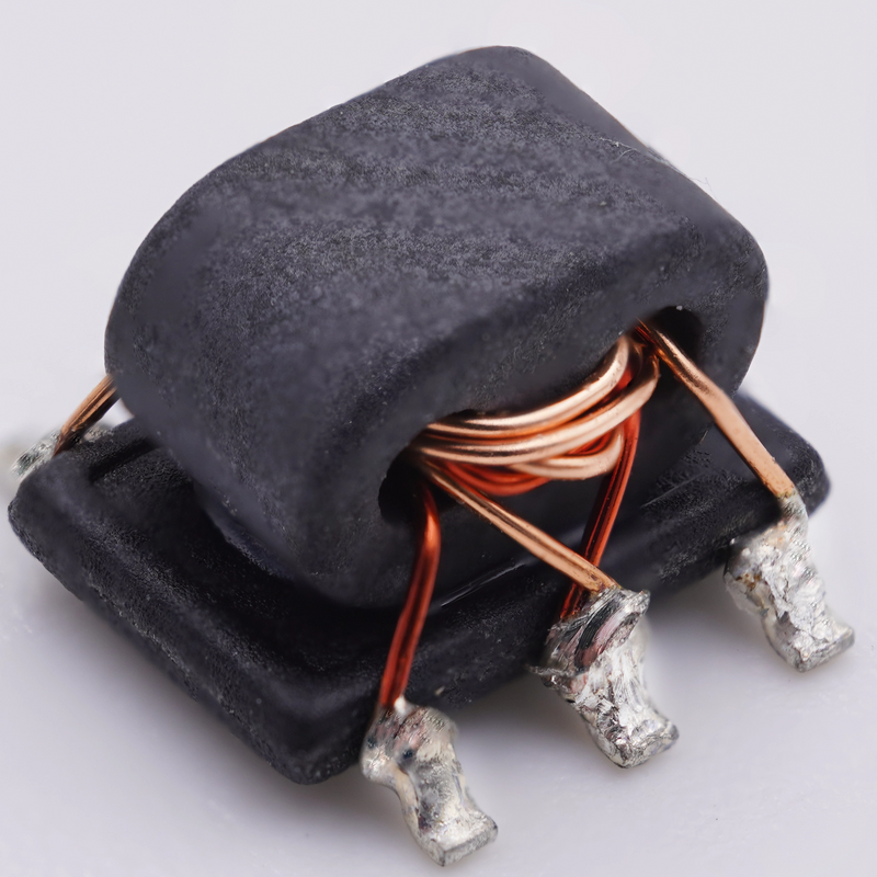 RF BALUN 1:4CT 磁通耦合变压器